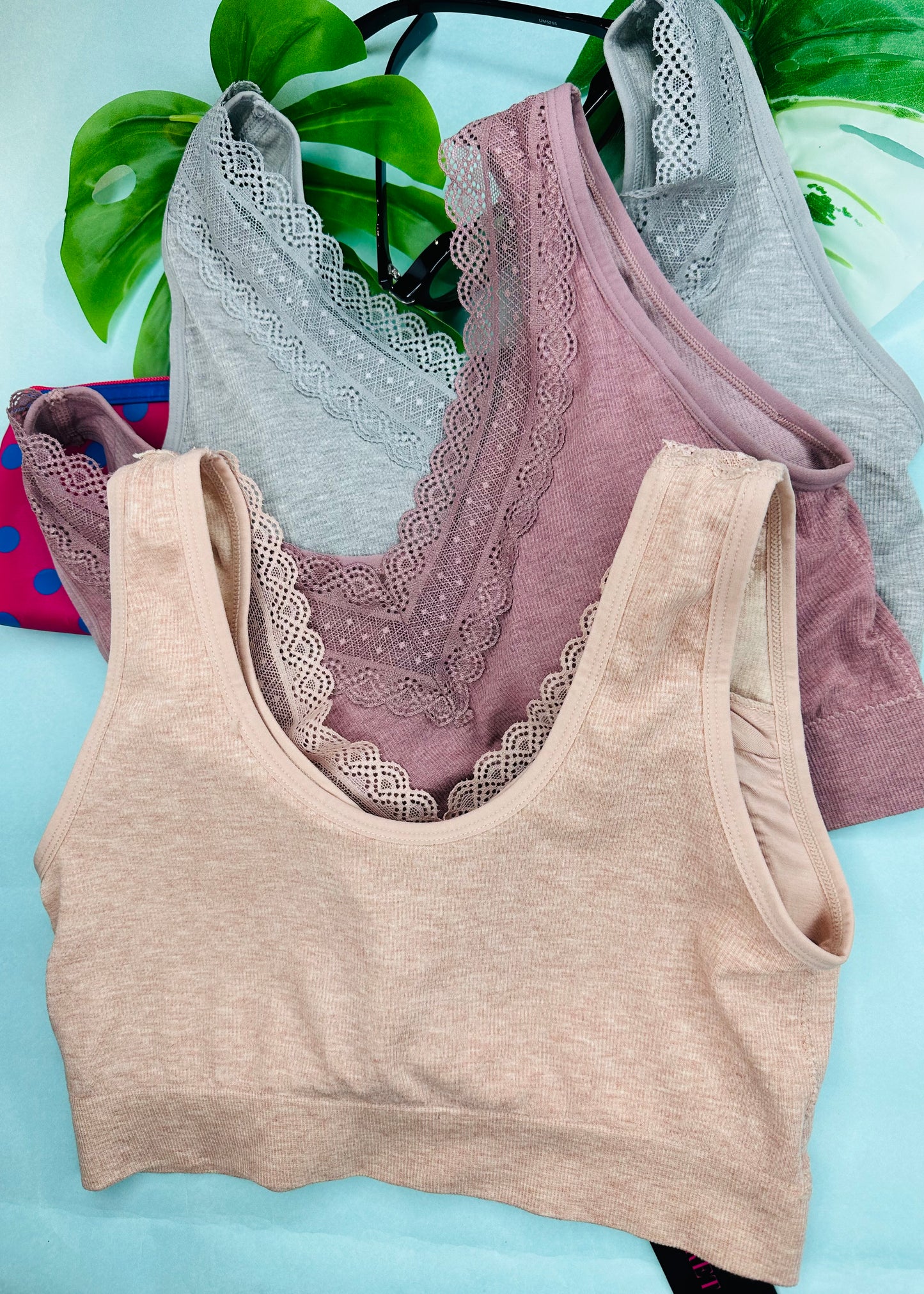 Home bra with lace